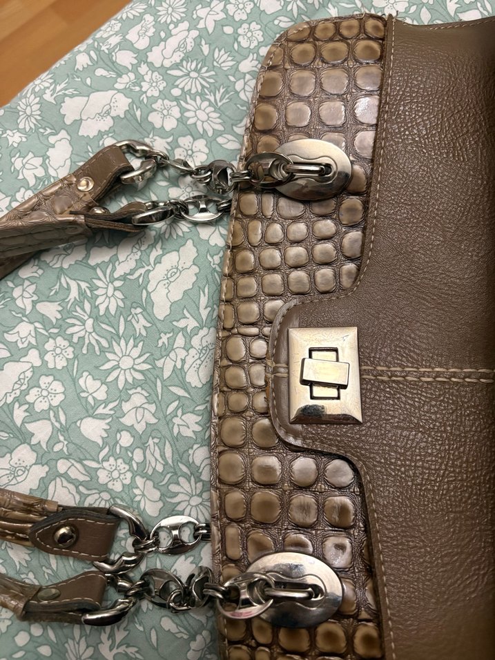 Zincir Detaylı Kahverengi Deri Kadın Çanta - Görsel 4