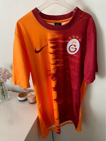 s Beden çeşitli Renk NİKE kadın galatasaray orijinal forma