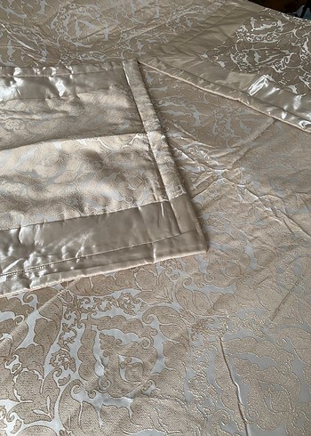 Nakışlı Bej Yatak Örtüsü - Görsel 5