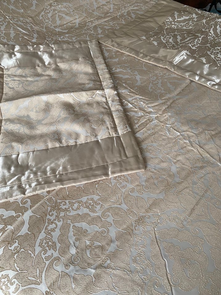 Nakışlı Bej Yatak Örtüsü - Görsel 5