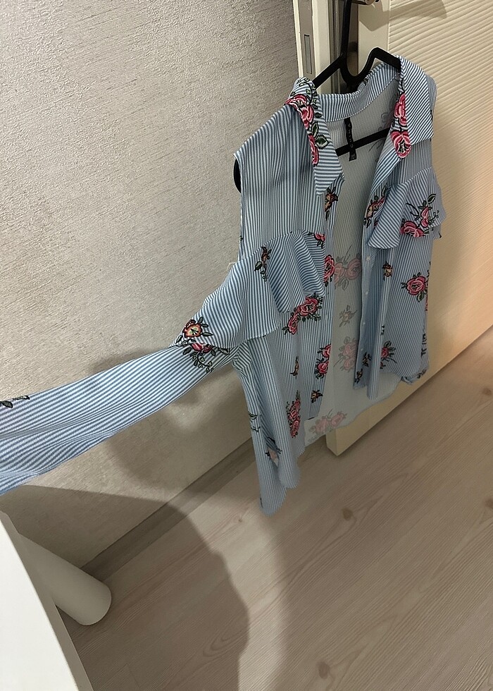 Gomlek omuz detayli - Görsel 2