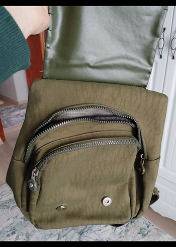 Tokalı Kadın Sırt Çantası - Görsel 3