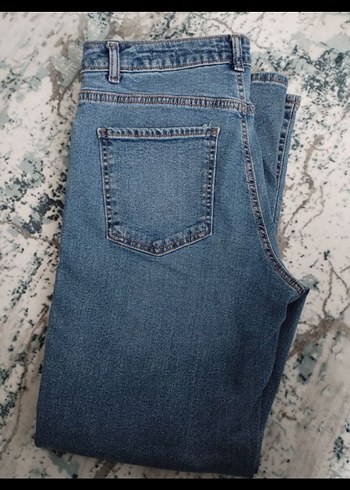 Kadın Mavi Bol Kesim Midi Denim Pantolon - Görsel 2