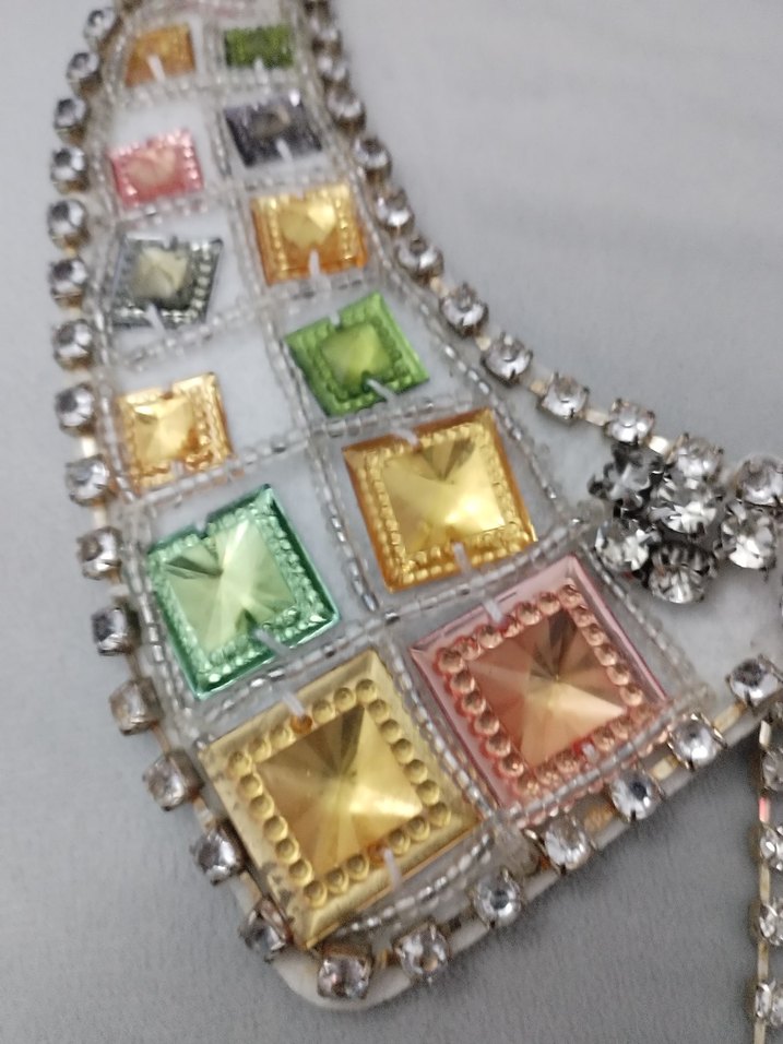 Renkli İşlemeli yakalık - Görsel 2