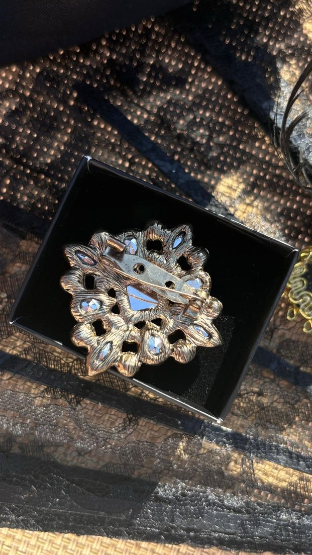 Çiçek Desenli Cok Renkli Taşlı Broş - Görsel 2