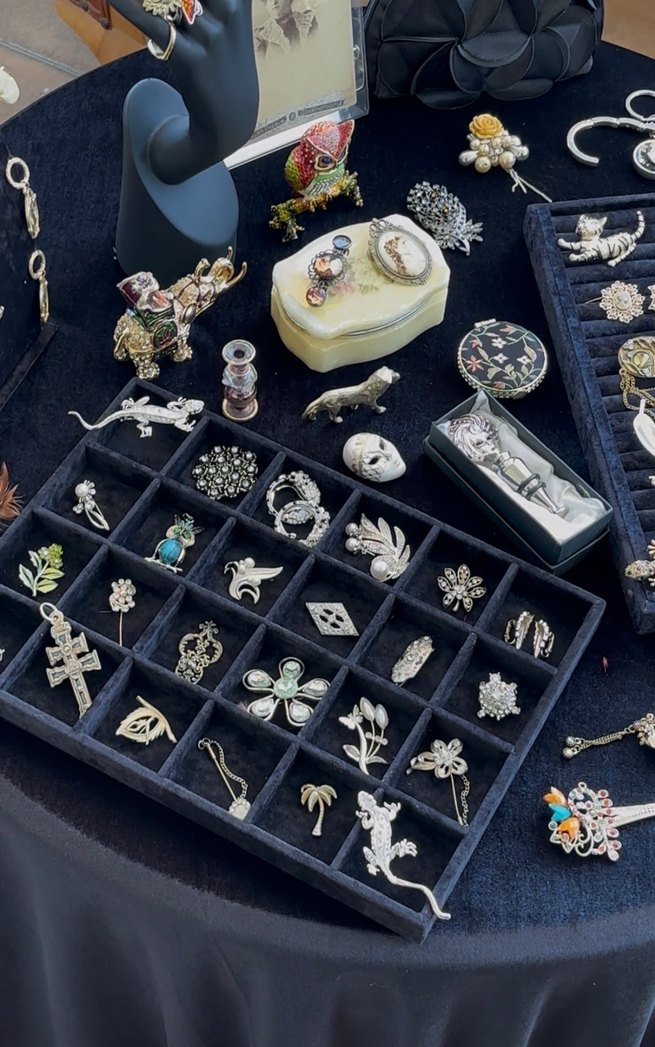 Çiçek Desenli Cok Renkli Taşlı Broş - Görsel 3