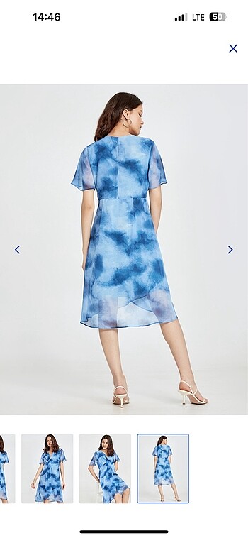 Kısa kollu astarlı açık mavi baskılı şifon elbise - Görsel 3