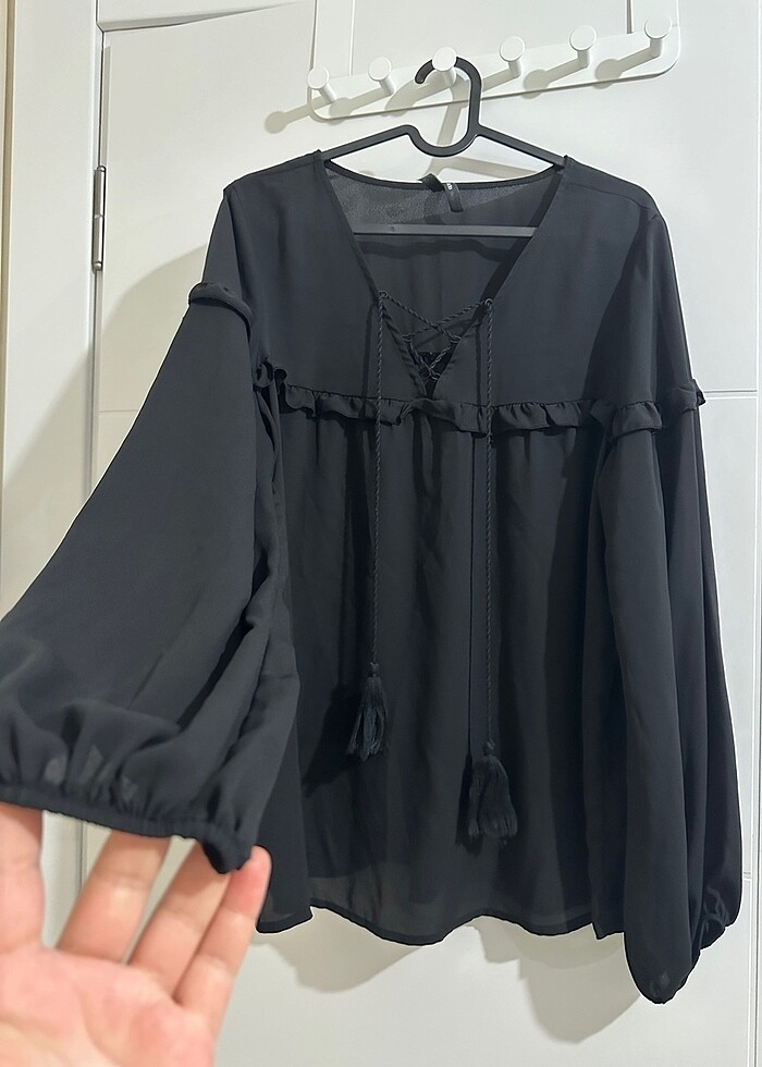 Önü bağlama detaylı uzun kollu şifon bluz - Görsel 2