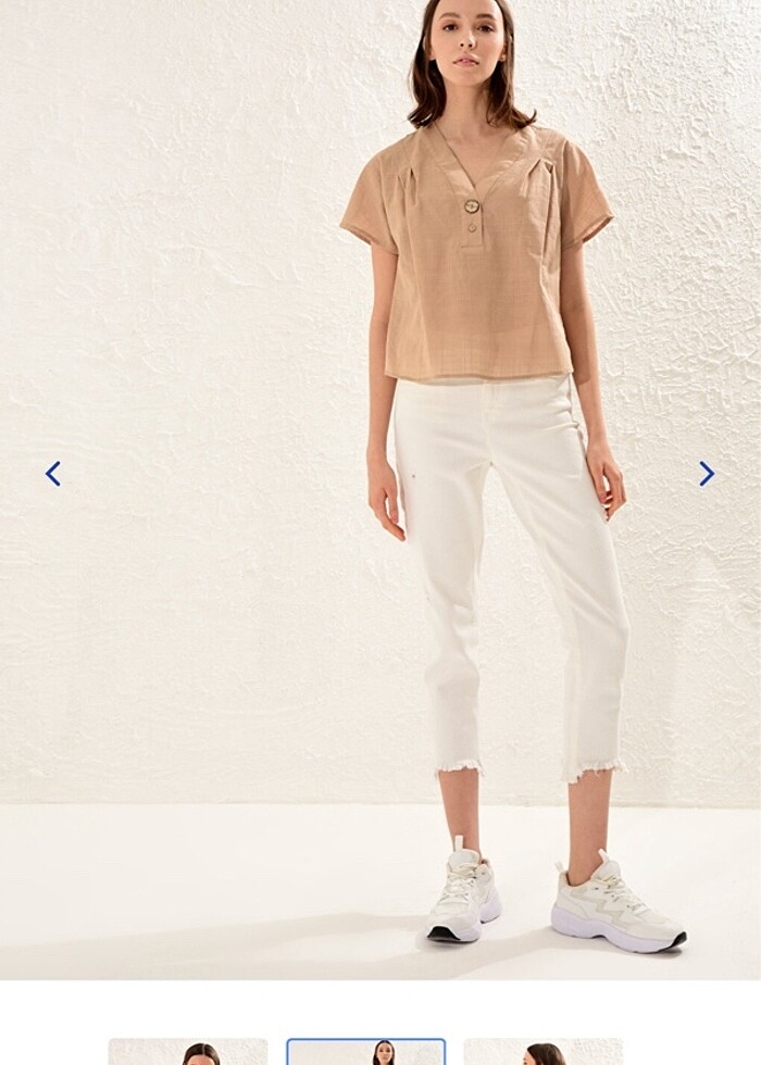 V yaka pamuklu bluz - Görsel 2