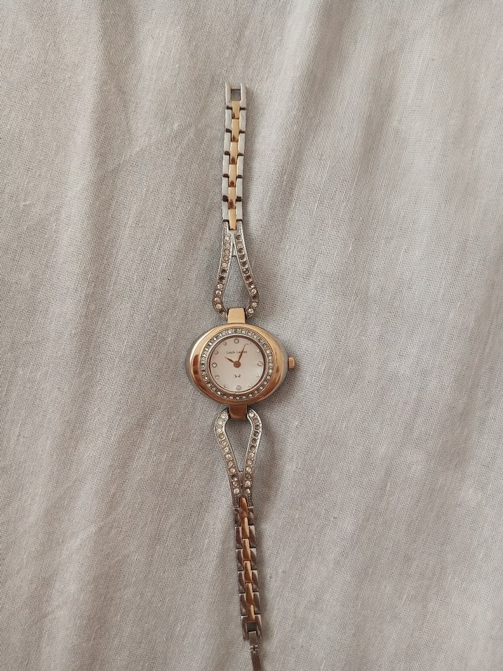 Altın ve Gümüş Renkli Kemerli Kadın Saat - Görsel 2