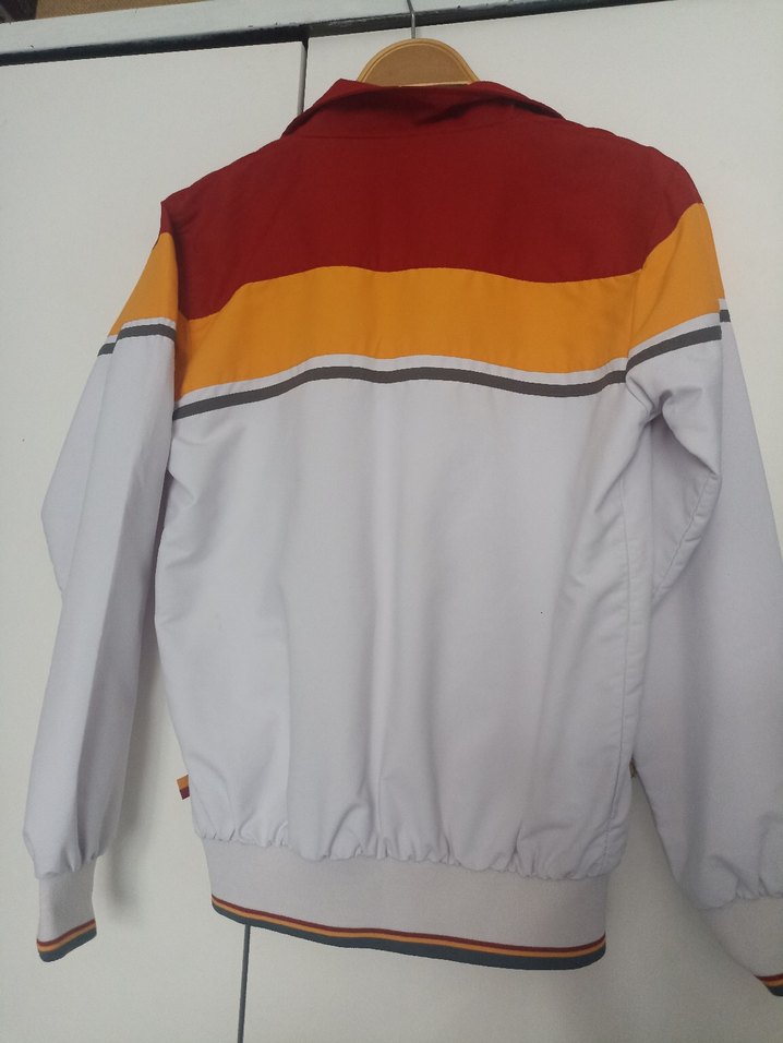 GS store rüzgarlık - Görsel 4