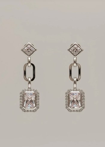 Pembe Zincir Detaylı Midi Küpe - Görsel 4