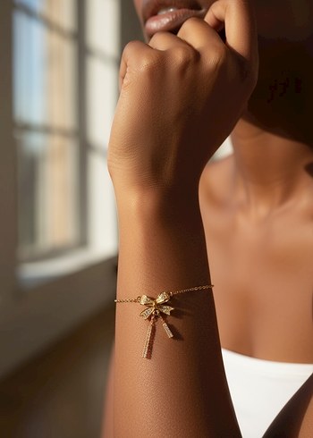 Parlak Altın Fiyonk Detaylı Kadın Bileklik kararmaz - Görsel 2
