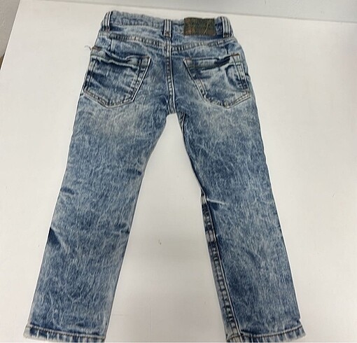 Zara Zara 4-5 yaş kot pantolon boy 110 cm