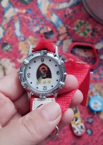 Renkli Erkek Çocuk saati tamir istiyor iade yoktur - Görsel 9