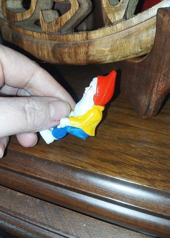 Renkli küçük Cüce Figürin - Görsel 3