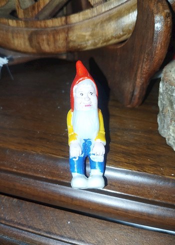 Renkli küçük Cüce Figürin - Görsel 4