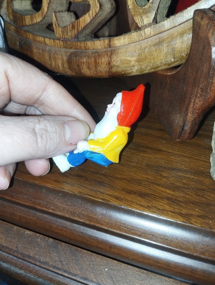 Renkli küçük Cüce Figürin - Görsel 3