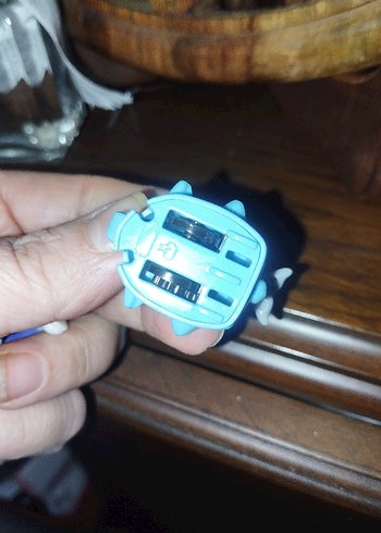 Mavi Yunus Figür kinderOyuncağı - Görsel 3