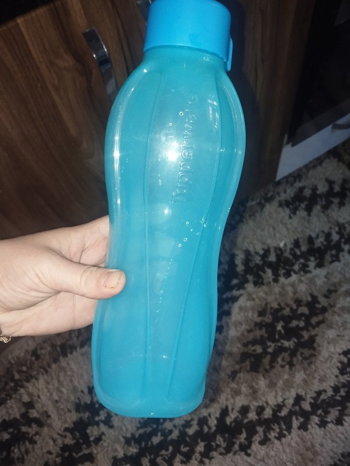 Tupperware su şişesi - Görsel 2
