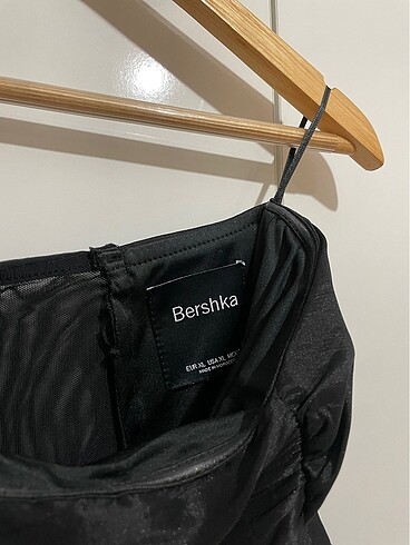 Bershka Siyah büzgülü croptop