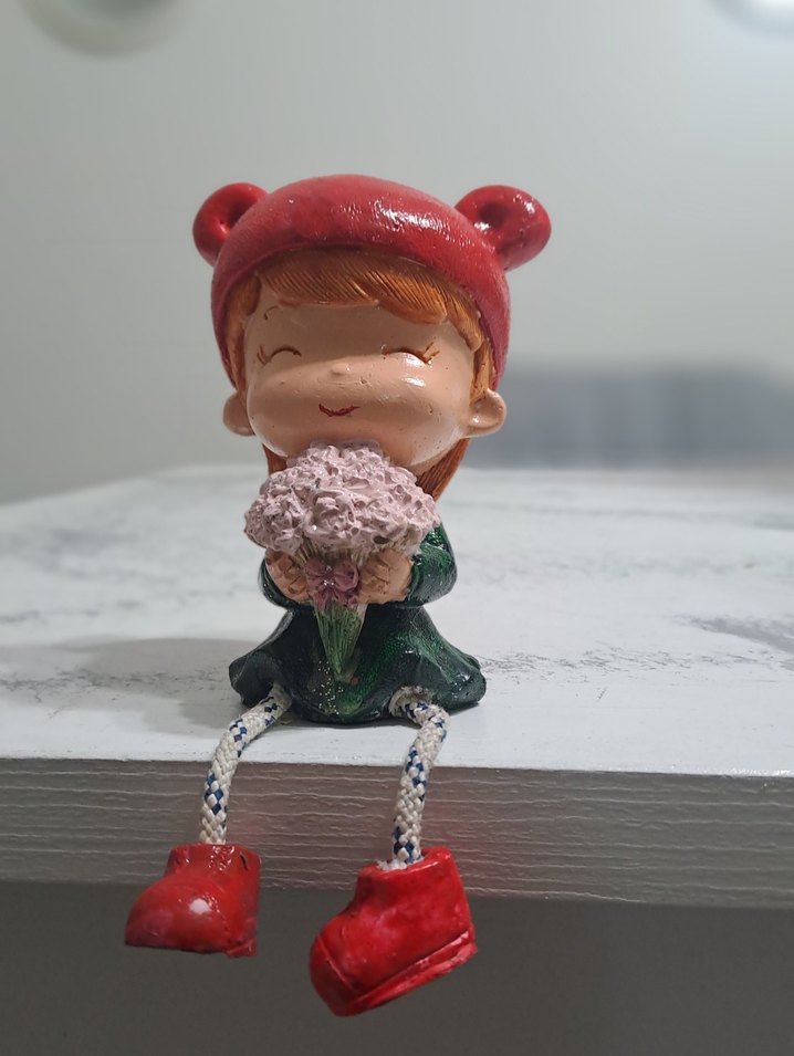 Renkli Çiçekli Pembe Figürin - Görsel 2