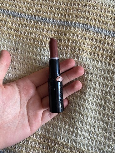 Diğer wet n wild ruj