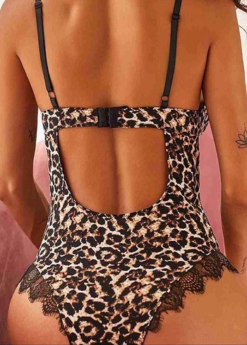 m Beden Dantel Detaylı Leopar Desenli Strappy Büstiyer