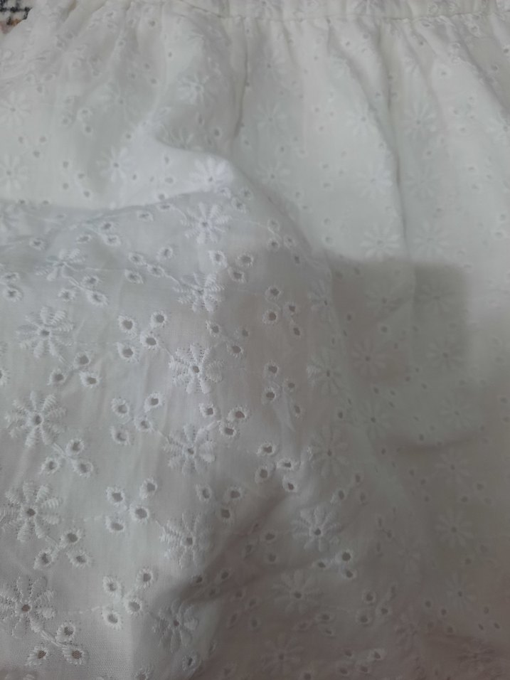 Kız Çocuk Nakışlı Fırfırlı Beyaz Elbise - Görsel 3