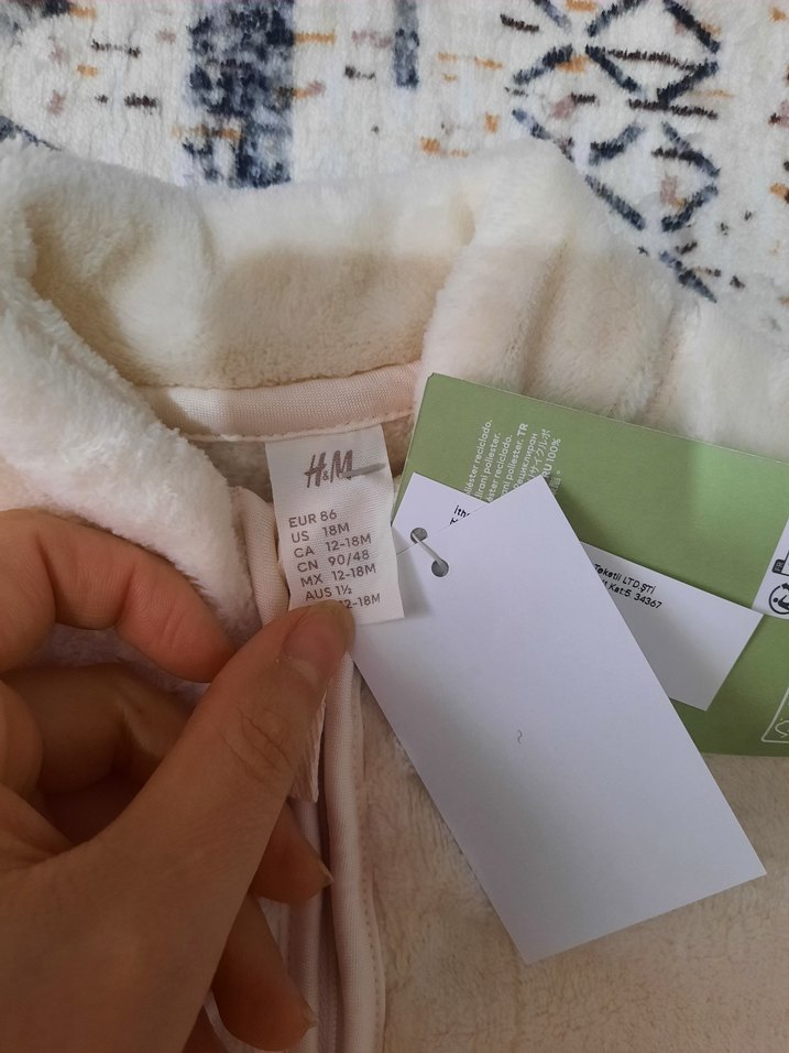 Beyaz Kürklü tulum - Görsel 4