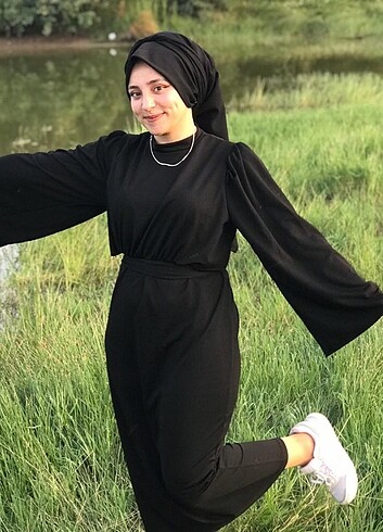 Siyah kalem tesettür elbise 