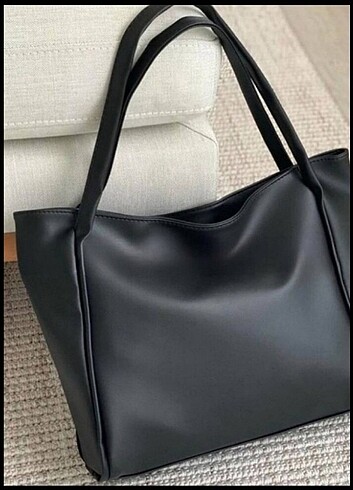 Siyah salaş çanta ve siyah taşlı mini çanta