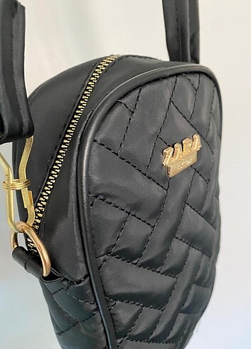 Zara Siyah renk Zara model kadın kol çantası