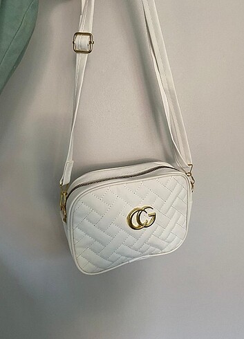 Beyaz renk Gucci model kadın kol çantası