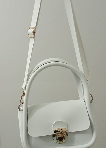  Beden Beyaz renk şık tasarım el ve omuz çantası