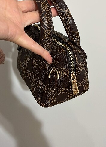 Beden Mini vakko speedy model kafın el ve omuz çantası