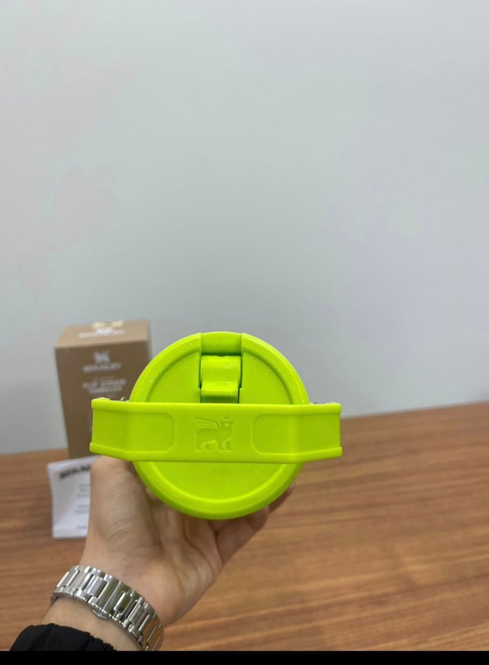 SIFIR İTHAL ORJİNAL  STANLEY  0.89 LT PİPETLİ TERMOS - Görsel 2