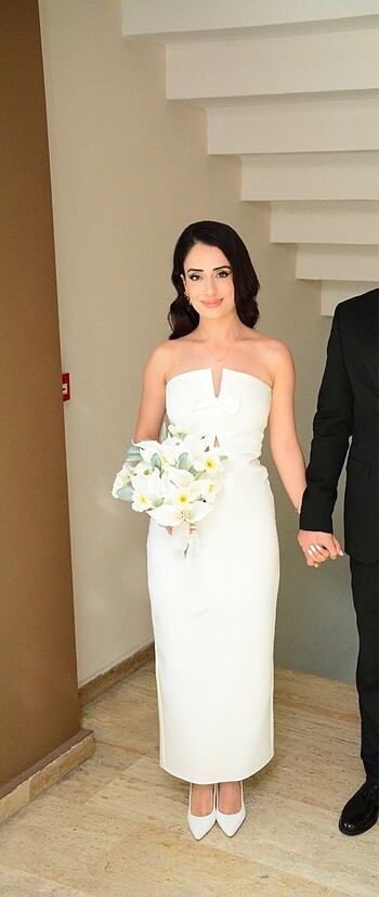 Beyaz nikah elbisesi