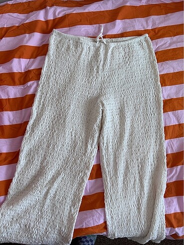 Bershka Bürümcük Pantolon