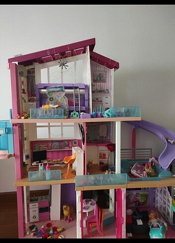 Beden Barbie rüya evi