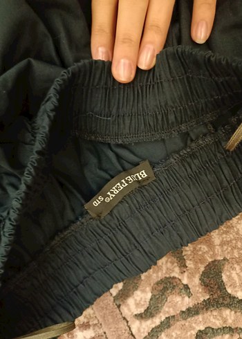 Siyah Kadın Uzun Piliseli Etek - Görsel 2