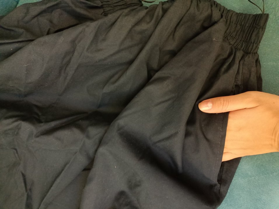 Siyah Kadın Uzun Piliseli Etek - Görsel 3