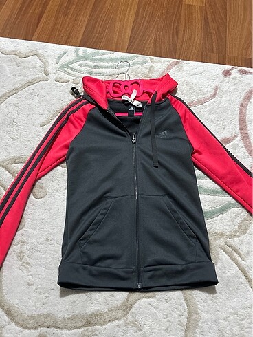 Adidas eşofman üstü