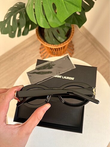 Beden Saint Laurent Gözlük