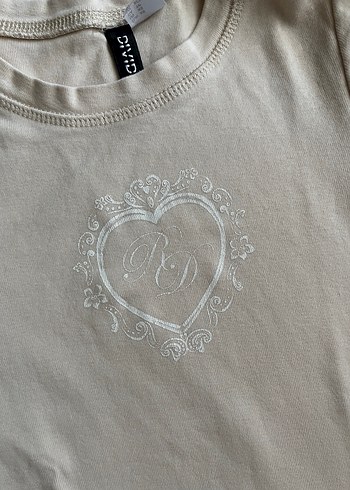 H&m y2k tshirt - Görsel 2