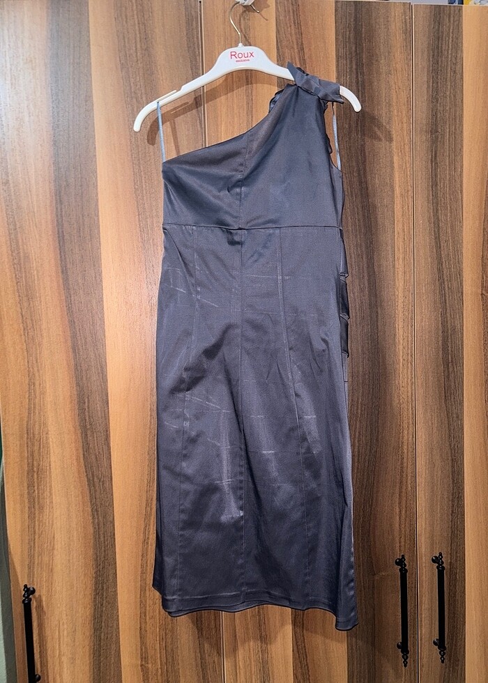 Tek Omuz Abiye - Görsel 3