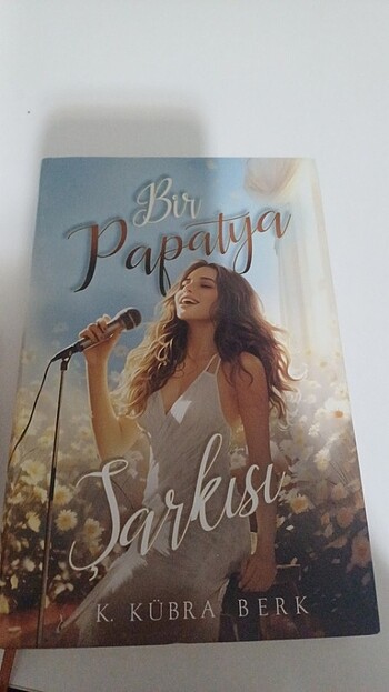 Kiraz Kübra Berk bir Papatya şarkısı