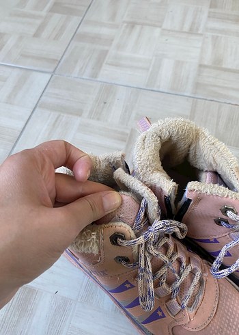 34 Beden Kız Çocuk Pembe Kürklü Bağcıklı Bot