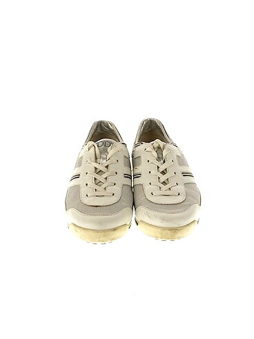 37 Beden Tod's Spor Ayakkabı %70 İndirimli.