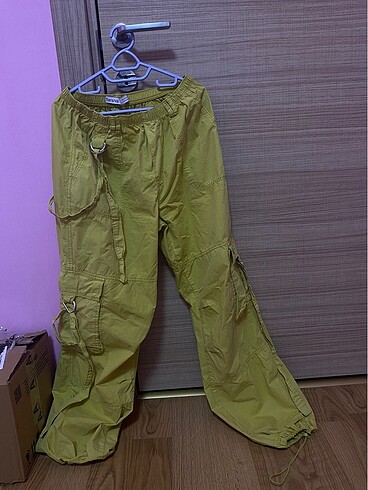 bershka kargo pantolon